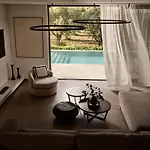 فيلة Oresteia Presidential Villa, A Legendary Retreat, By Thinkvilla Gaitani